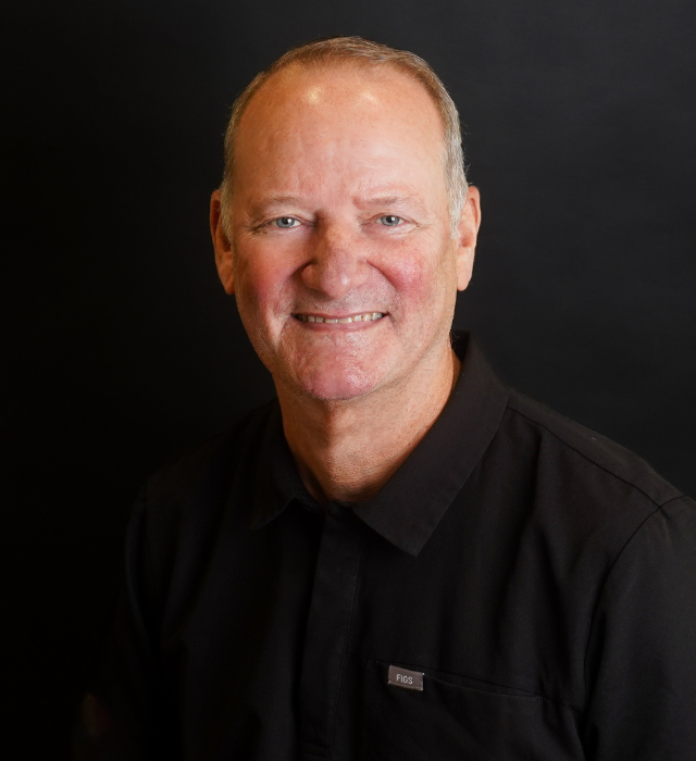 Portrait of Dr. Randall Elliott
